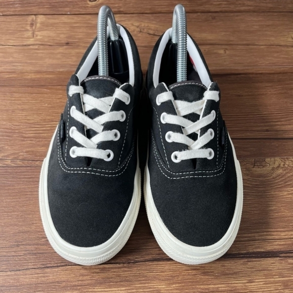 Youth size 5 big boys vans shoes - Picture 7 of 10